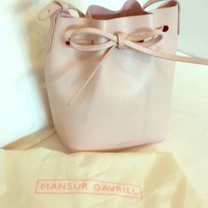 Mansur Gavriel Mini Saffiano Rosa bucket bag